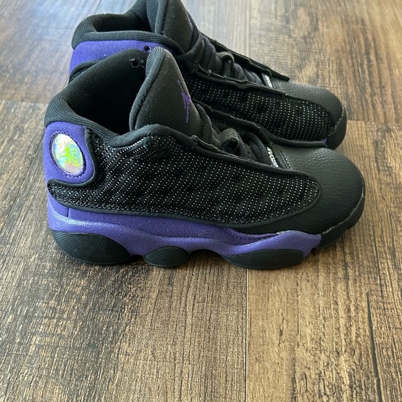 Little Kids’ Air Jordan Retro 13 Court Purple - Picture 6 of 13